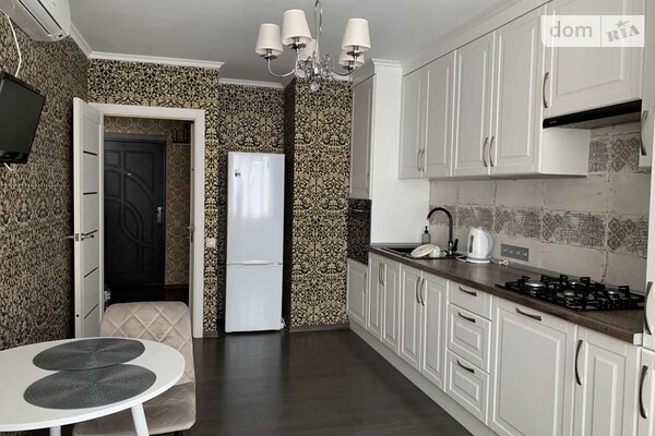 ЖК Щасливий на Петропавловке