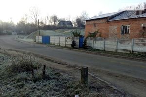 Продається приміщення (частина приміщення) 300 кв. м в 1-поверховій будівлі