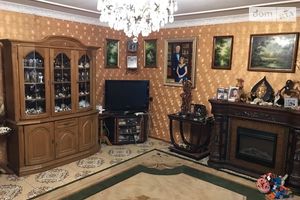 Продается 3-комнатная квартира 80 кв. м в Николаеве