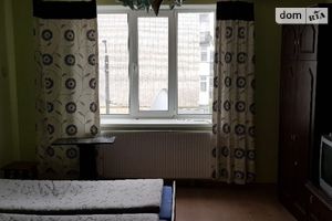 Продается 2-комнатная квартира 84 кв. м в Черткове