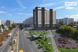 Продается 3-комнатная квартира 93.1 кв. м в Вышгороде