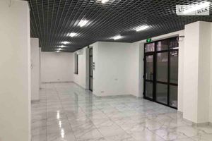 Продается офис 220 кв. м в нежилом помещении в жилом доме