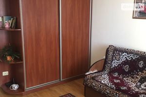 Сдается в аренду 1-комнатная квартира 70 кв. м в Киеве