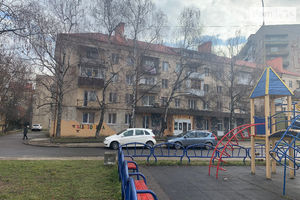Сдается в аренду помещения свободного назначения 45 кв. м в 4-этажном здании