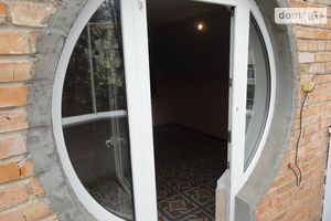 Продається приміщення вільного призначення 850 кв. м в 4-поверховій будівлі