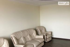 Продается 2-комнатная квартира 65 кв. м в Тернополе