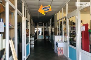 Продається торгове місце 260 кв. м в 6-поверховій будівлі