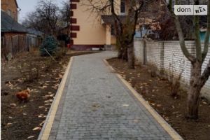 Продается дом на 3 этажа 260 кв. м с садом
