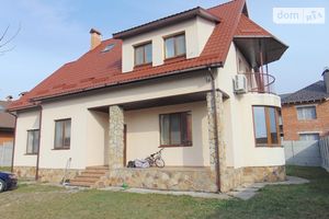 Продается дом на 2 этажа 220 кв. м с балконом