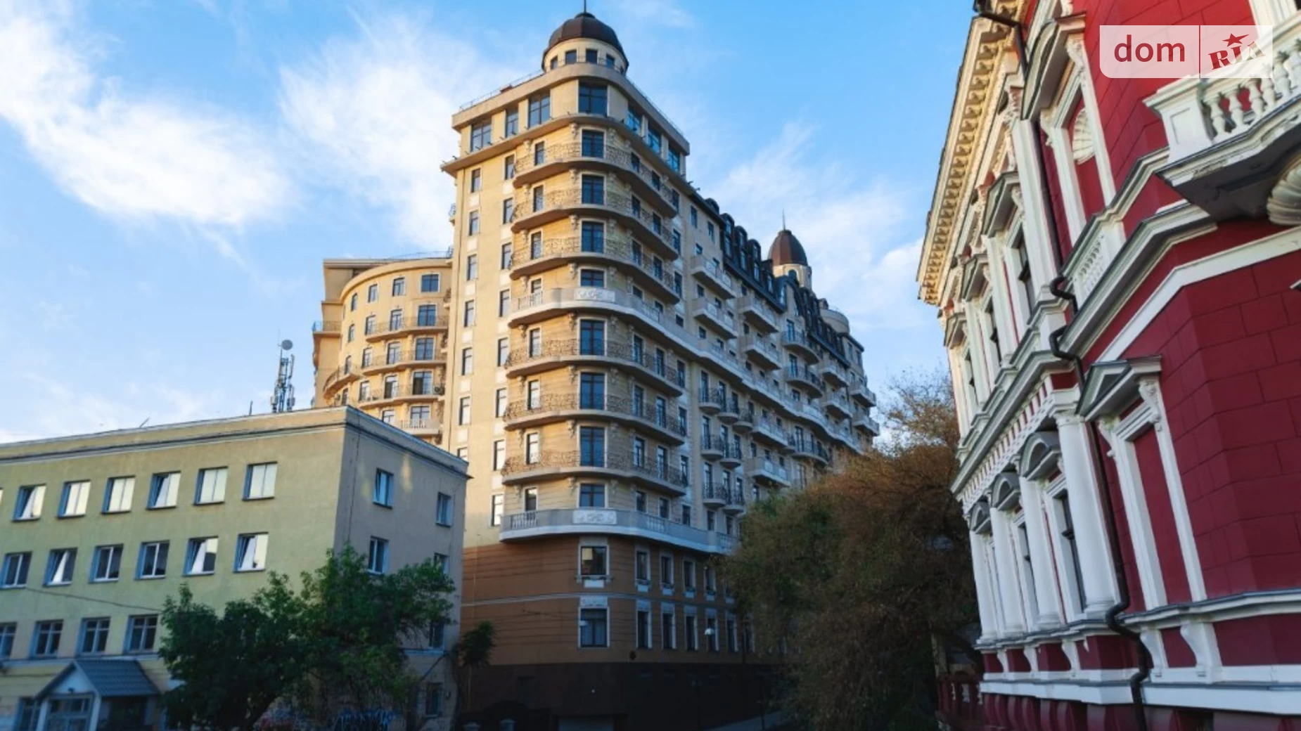 Продається 3-кімнатна квартира 125 кв. м у Одесі, узвіз Військовий