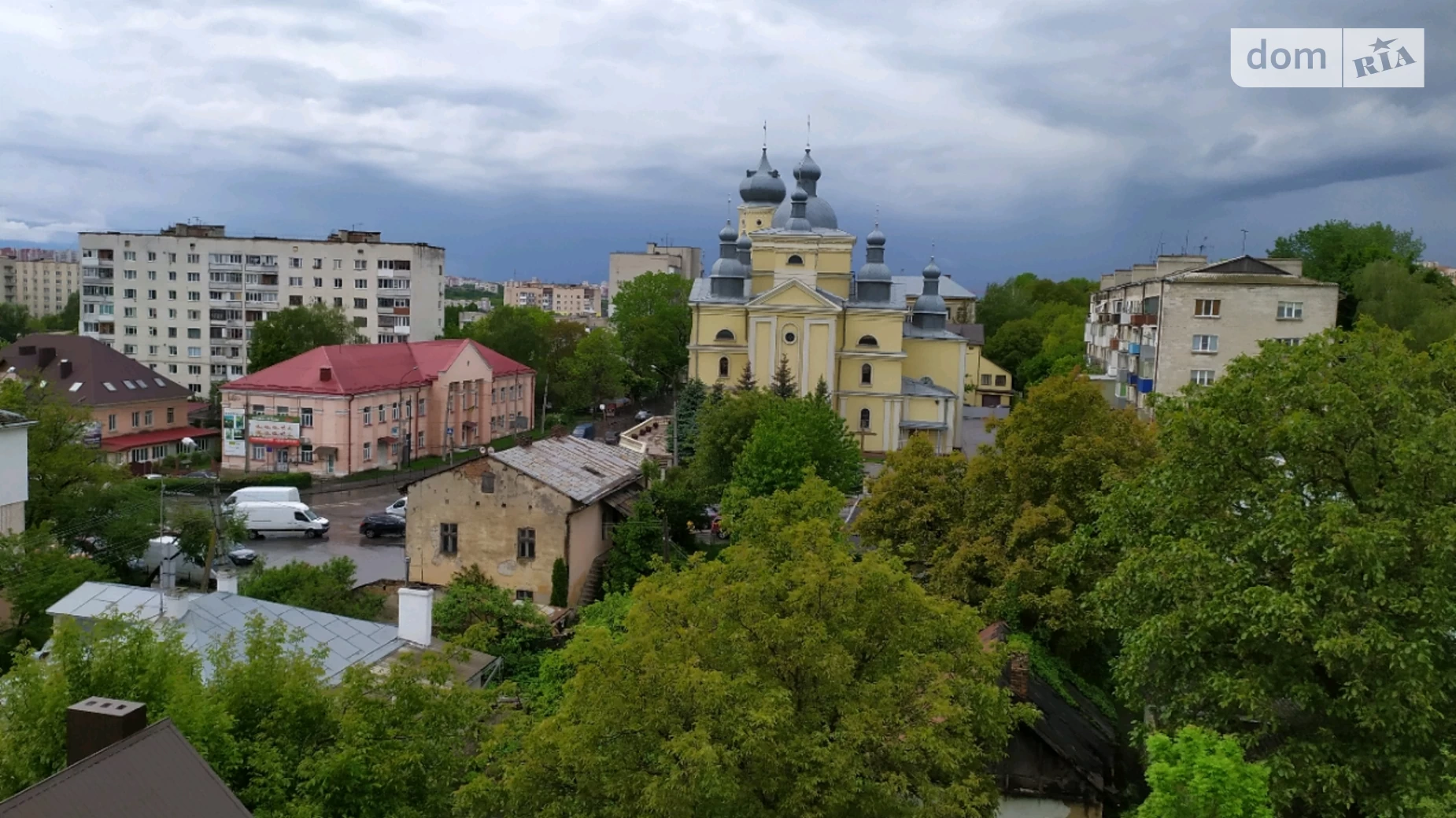 2-комнатная квартира 71 кв. м в Тернополе, ул. Гаевая, 7