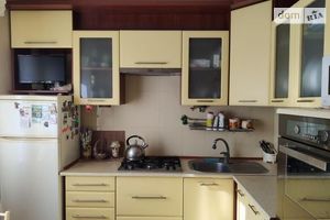 Продається 3-кімнатна квартира 70 кв. м у Хмельницькому