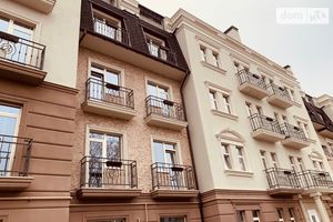 Продается 4-комнатная квартира 136 кв. м в Одессе
