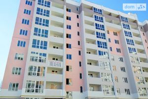Продается 3-комнатная квартира 124.6 кв. м в Чернигове