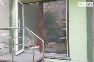 Продается нежилое помещение в жилом доме 43 кв. м в 5-этажном здании