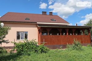 Продается дом на 2 этажа 256 кв. м с участком
