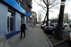 Сдается в аренду помещения свободного назначения 100 кв. м в 5-этажном здании