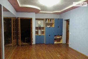 Продается дом на 2 этажа 200 кв. м с гаражом