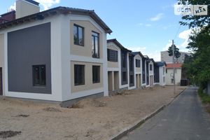 Продается дом на 2 этажа 103 кв. м с подвалом