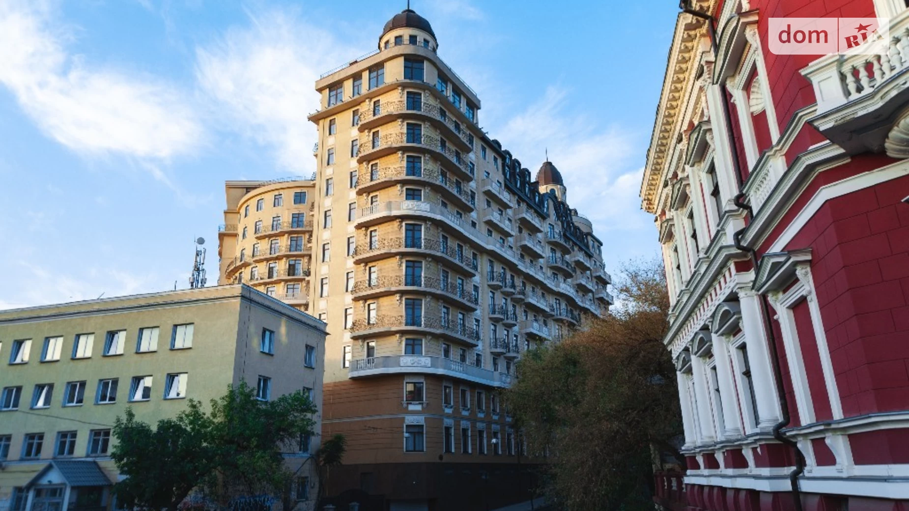 Продается 2-комнатная квартира 90 кв. м в Одессе, спуск Военный, 13А