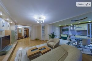 Продается 3-комнатная квартира 101 кв. м в Киеве