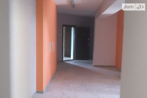 Продается 1-комнатная квартира 53 кв. м в Житомире