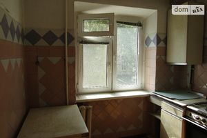 Продається 2-кімнатна квартира 50 кв. м у Одесі