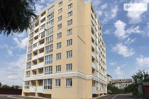 Продается 3-комнатная квартира 81.4 кв. м в Чернигове