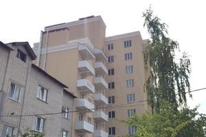 Продается 3-комнатная квартира 83.2 кв. м в Чернигове