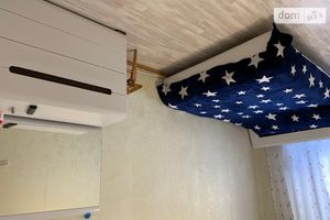 Продається 3-кімнатна квартира 64 кв. м у Івано-Франківську