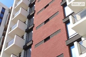 Продається 3-кімнатна квартира 100 кв. м у Івано-Франківську