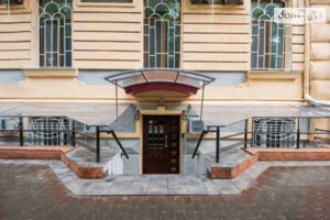 Продается отель, гостиница 300 кв. м в 2-этажном здании