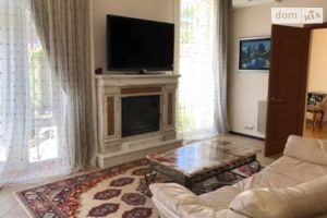 Продается дом на 3 этажа 113 кв. м с баней/сауной