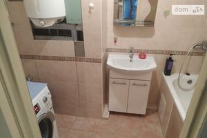 Продается 3-комнатная квартира 79 кв. м в Днепре