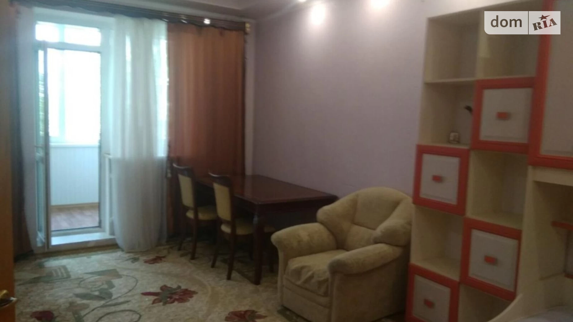 Продается 2-комнатная квартира 71 кв. м в Одессе, ул. Марсельская