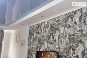 Продается 1-комнатная квартира 36 кв. м в Полтаве