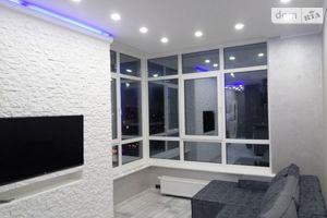Сдается в аренду 1-комнатная квартира 56 кв. м в Киеве