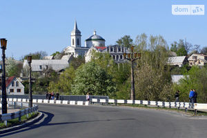 Продается 4-комнатная квартира 80 кв. м в Богуславе