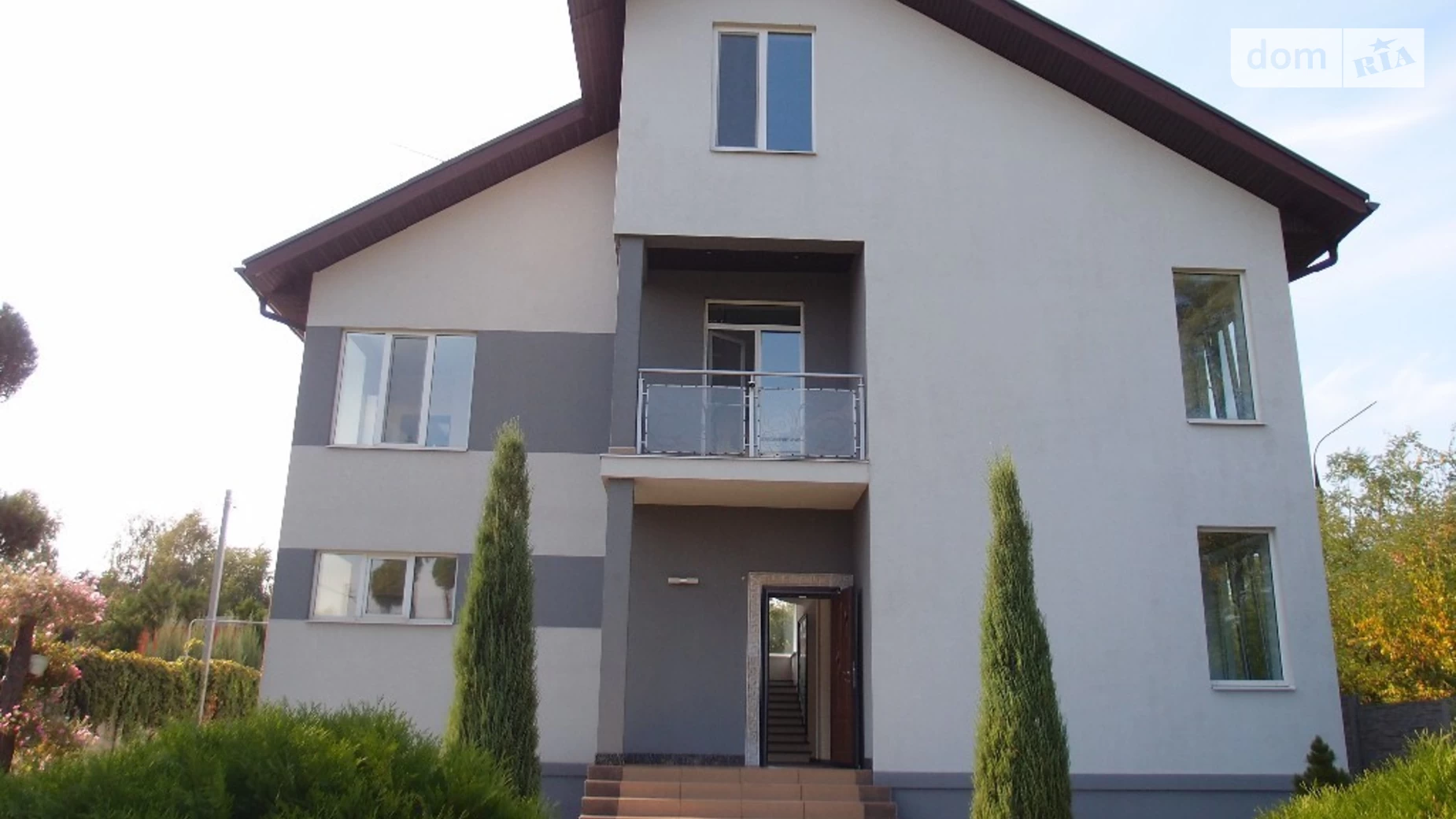 Продается дом на 2 этажа 275 кв. м с садом, цена: 245000 $ - фото 2