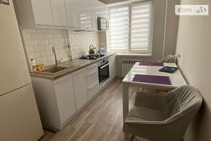 Продается 2-комнатная квартира 47 кв. м в Днепре