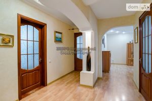 Продается 4-комнатная квартира 103 кв. м в Сумах