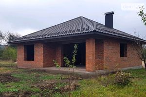 Продається одноповерховий будинок 110 кв. м з ділянкою