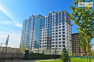 Продается 4-комнатная квартира 146 кв. м в Киеве
