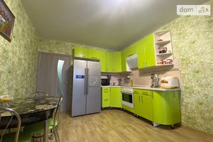 Продається 1-кімнатна квартира 58.5 кв. м у Рівному