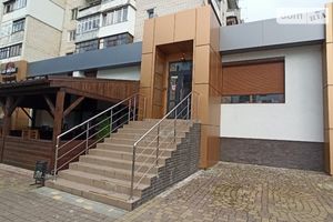 Сдается в аренду помещения свободного назначения 408 кв. м в 9-этажном здании
