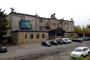 Продається об'єкт сфери послуг 11000 кв. м в 5-поверховій будівлі