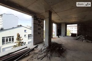 Продається приміщення вільного призначення 315 кв. м в 7-поверховій будівлі