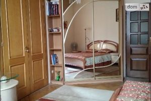 Продається 3-кімнатна квартира 83 кв. м у Львові