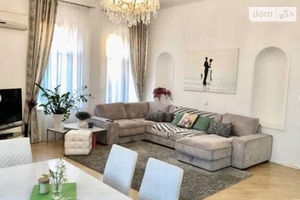 Сдается в аренду 3-комнатная квартира 120 кв. м в Киеве