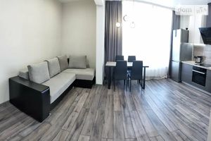 Продается 2-комнатная квартира 70 кв. м в Одессе